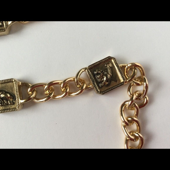 Necklaces - Picture 2 of 4